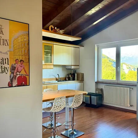 J&j House Castelmarte