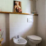 Δωμάτια σε οικογενειακή κατοικία J&j House *