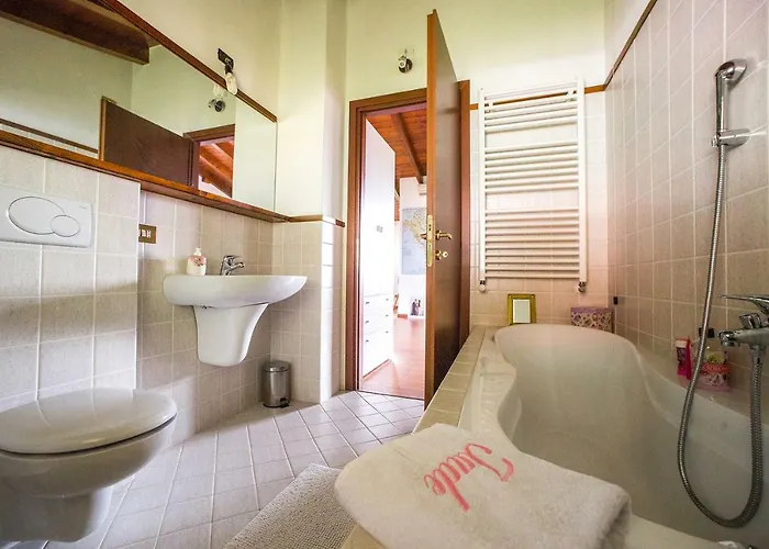 J&j House *
