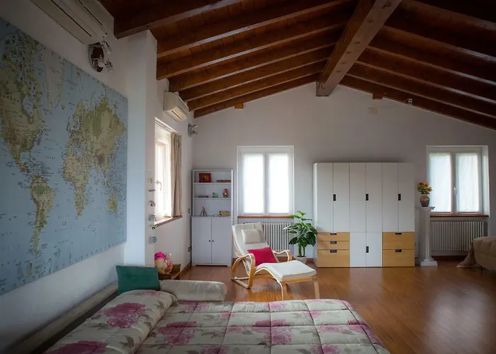 Séjour chez l'habitant J&j House Castelmarte